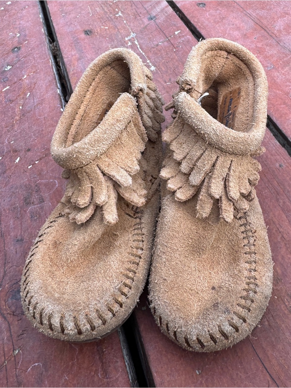 Minnetonka double fringe moccasin boots toddler size 6